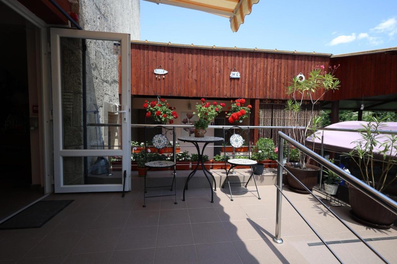 Auberge de jeunesse Fagaras à Eforie Nord Extérieur photo